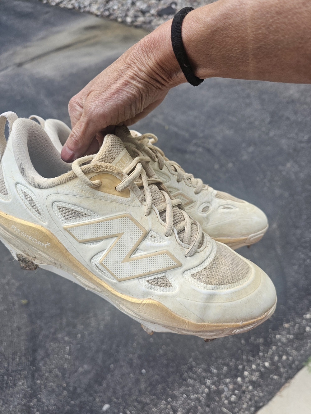 New Balance Beige/Tan Athletic Sneakers